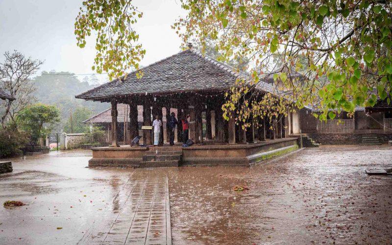 Embekka Devalaya